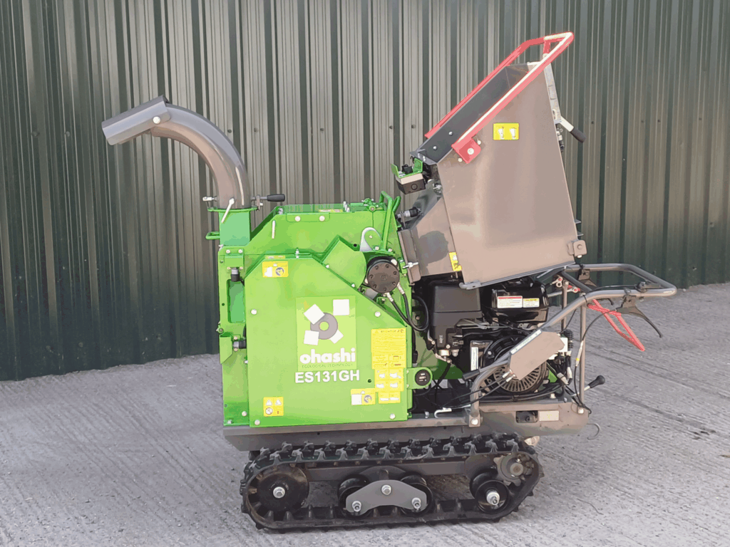 Ohashi ES131GH Compact Tracked Woodchipper side profile